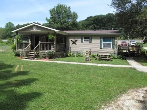 1609 Beaver Creek Rd, Mitchell, IN 47446 photo 1