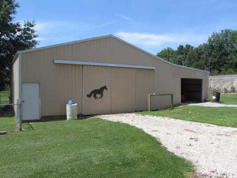 1609 Beaver Creek Rd, Mitchell, IN 47446 photo 2