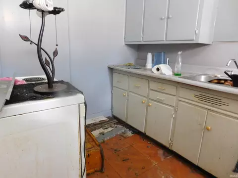 1010 E 7th St, Muncie, IN 47302 photo 6