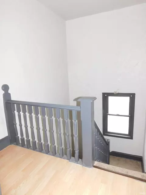 121 E 9th St, Muncie, IN 47302 photo 10