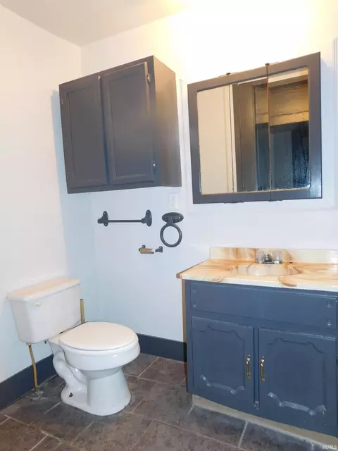121 E 9th St, Muncie, IN 47302 photo 23