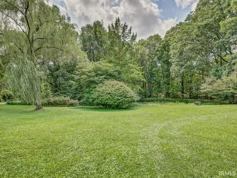 4877 E Lentz Rd, Bloomington, IN 47408 photo 3