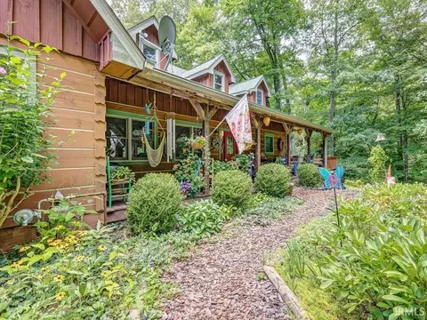 4877 E Lentz Rd, Bloomington, IN 47408 photo 5