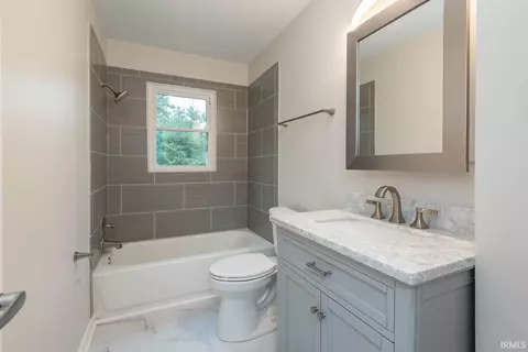 4235 E Cambridge Dr, Bloomington, IN 47408 photo 23