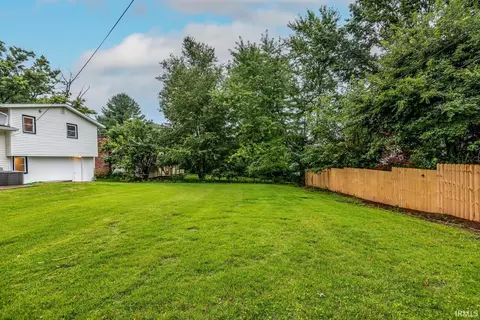 4235 E Cambridge Dr, Bloomington, IN 47408 photo 6