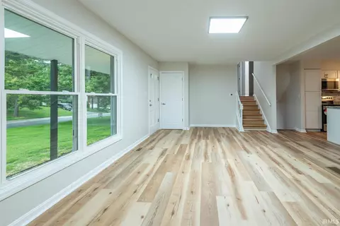 4235 E Cambridge Dr, Bloomington, IN 47408 photo 9