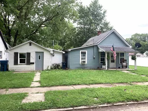 810 Harrison St, Covington, IN 47932 photo 1