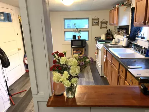 810 Harrison St, Covington, IN 47932 photo 8