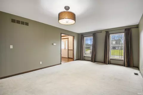52160 Arrowhead Cir, Granger, IN 46530 photo 3