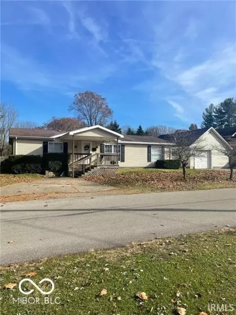 420 11th St, Covington, IN 47932 photo 1