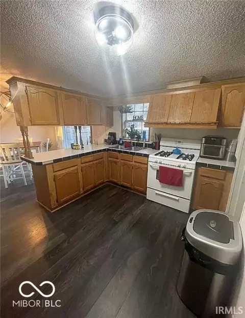 420 11th St, Covington, IN 47932 photo 8