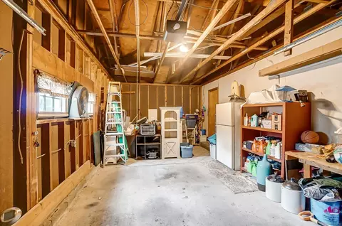 404 N Maple St, Lagrange, IN 46761 photo 35