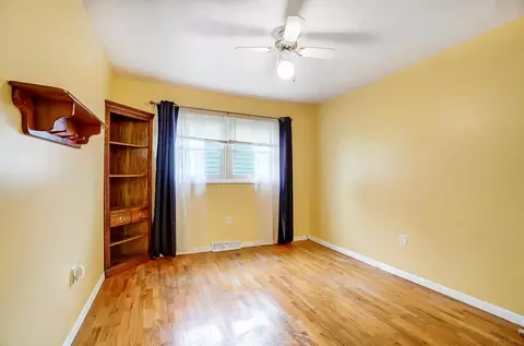404 N Maple St, Lagrange, IN 46761 photo 15