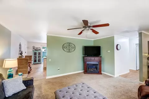 404 N Maple St, Lagrange, IN 46761 photo 6