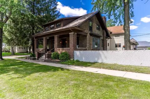 200 E Houston St, Garrett, IN 46738 photo 2