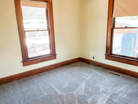 402 E Wall St, Advance, IN 46102 photo 24