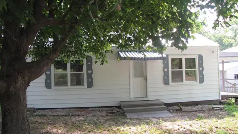 891 E State Road 56 Rd, Hazleton, IN 47640 photo 1