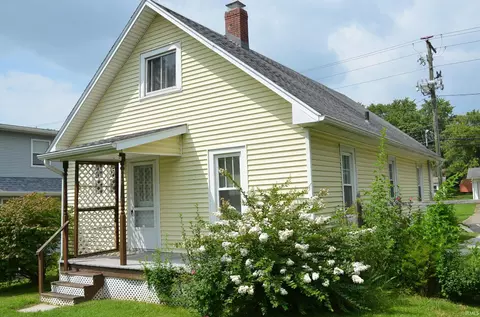 721 E 15th St, Jasper, IN 47546 photo 2