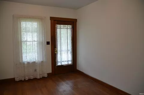 721 E 15th St, Jasper, IN 47546 photo 5