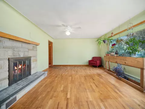 700 E 3rd St, Auburn, IN 46706 photo 8