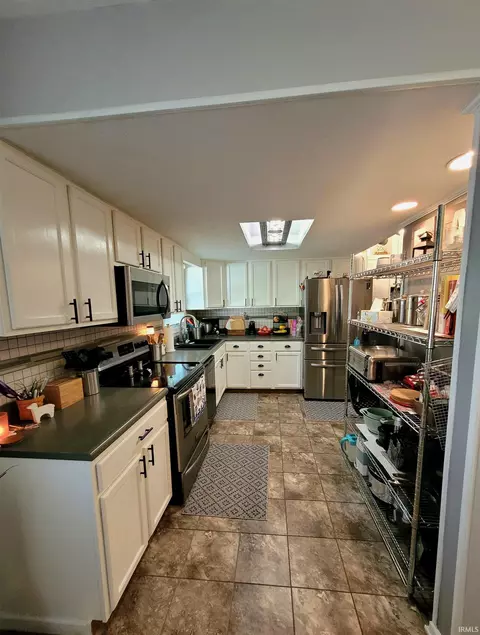 215 N Walnut St, Delphi, IN 46923 photo 14