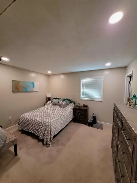 215 N Walnut St, Delphi, IN 46923 photo 10