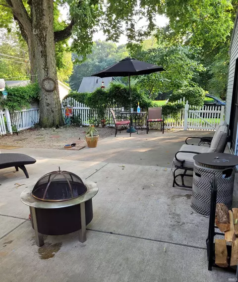 215 N Walnut St, Delphi, IN 46923 photo 18