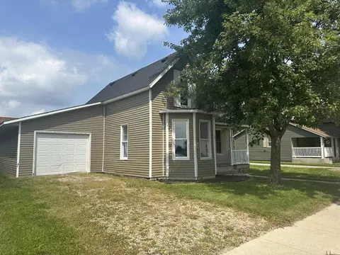 133 E Andrews St, Monroe, IN 46772 photo 2