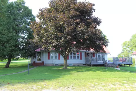 13530 S Juniper Rd, Argos, IN 46501 photo 1