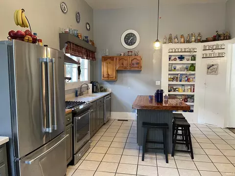 121 W Front St, Delphi, IN 46923 photo 5