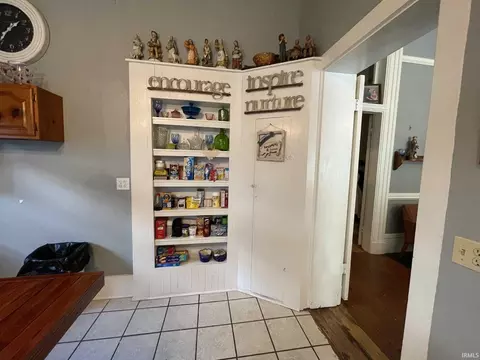 121 W Front St, Delphi, IN 46923 photo 6