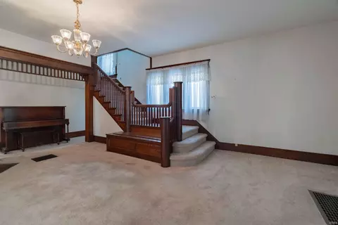 205 W Sinclair St, Wabash, IN 46992 photo 6