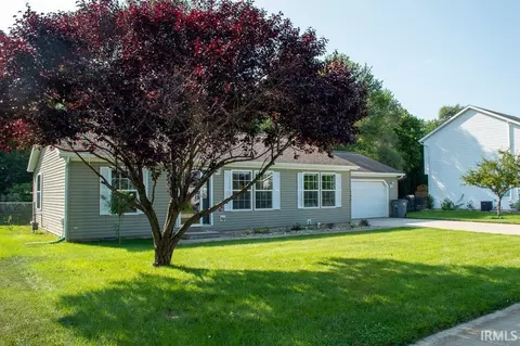 705 Turtle Dr, Bristol, IN 46507 photo 2