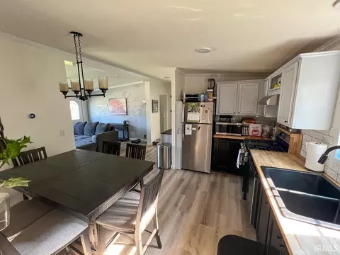 705 Turtle Dr, Bristol, IN 46507 photo 8