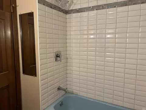 718 E Crestline Dr, Bloomington, IN 47401 photo 9