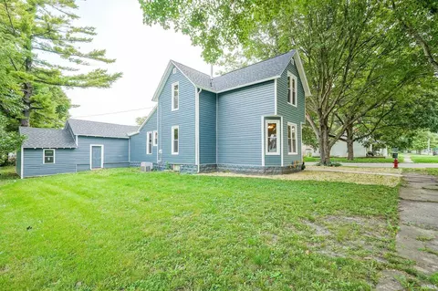 307 E 4th St, Fowler, IN 47944 photo 6