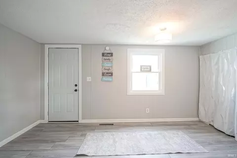 307 E 4th St, Fowler, IN 47944 photo 13