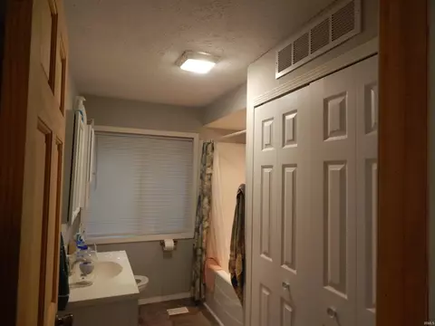 7406 E Pine Grove Rd, Bloomington, IN 47401 photo 16