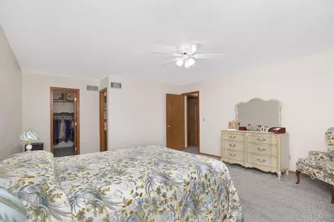 12350 Campfire Dr, Granger, IN 46530 photo 18
