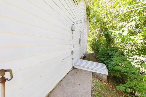 203 S Maple St, Bloomington, IN 47404 photo 23