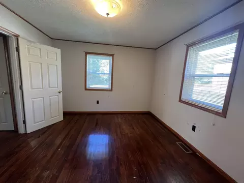 842 Smith Ave, Oolitic, IN 47451 photo 7