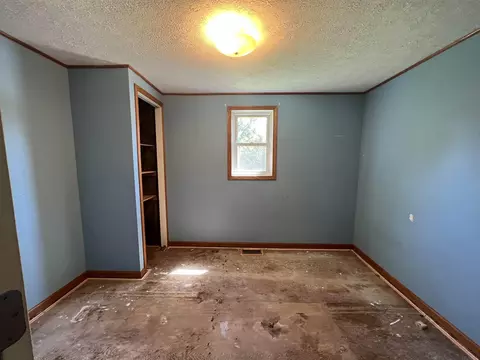 842 Smith Ave, Oolitic, IN 47451 photo 11