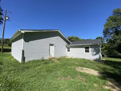 1323 Lawrenceport Main, Mitchell, IN 47446 photo 8