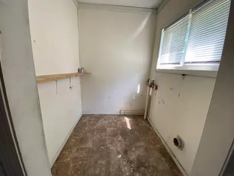 1323 Lawrenceport Main, Mitchell, IN 47446 photo 25