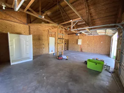 1323 Lawrenceport Main, Mitchell, IN 47446 photo 29