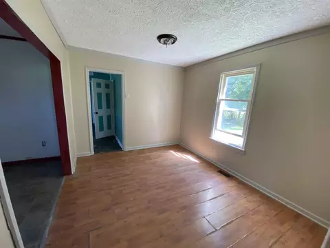 1323 Lawrenceport Main, Mitchell, IN 47446 photo 19