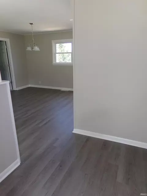 202 Candlelight Ln, Oolitic, IN 47451 photo 5