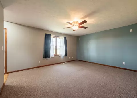 9470 W Carmichael Rd, Bloomington, IN 47403 photo 3