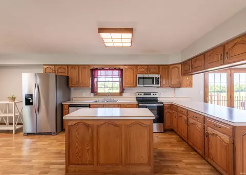 9470 W Carmichael Rd, Bloomington, IN 47403 photo 7