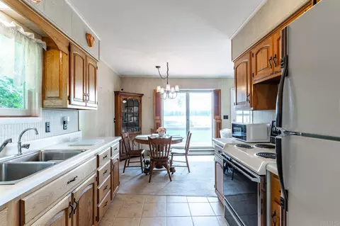 1075 S 495 E, Lagrange, IN 46761 photo 10